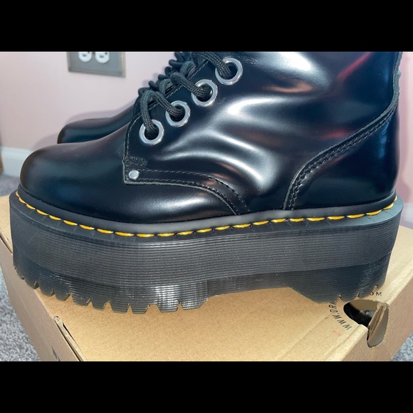 Dr. Martens Jadon Max Womens US 6 - Picture 5 of 6